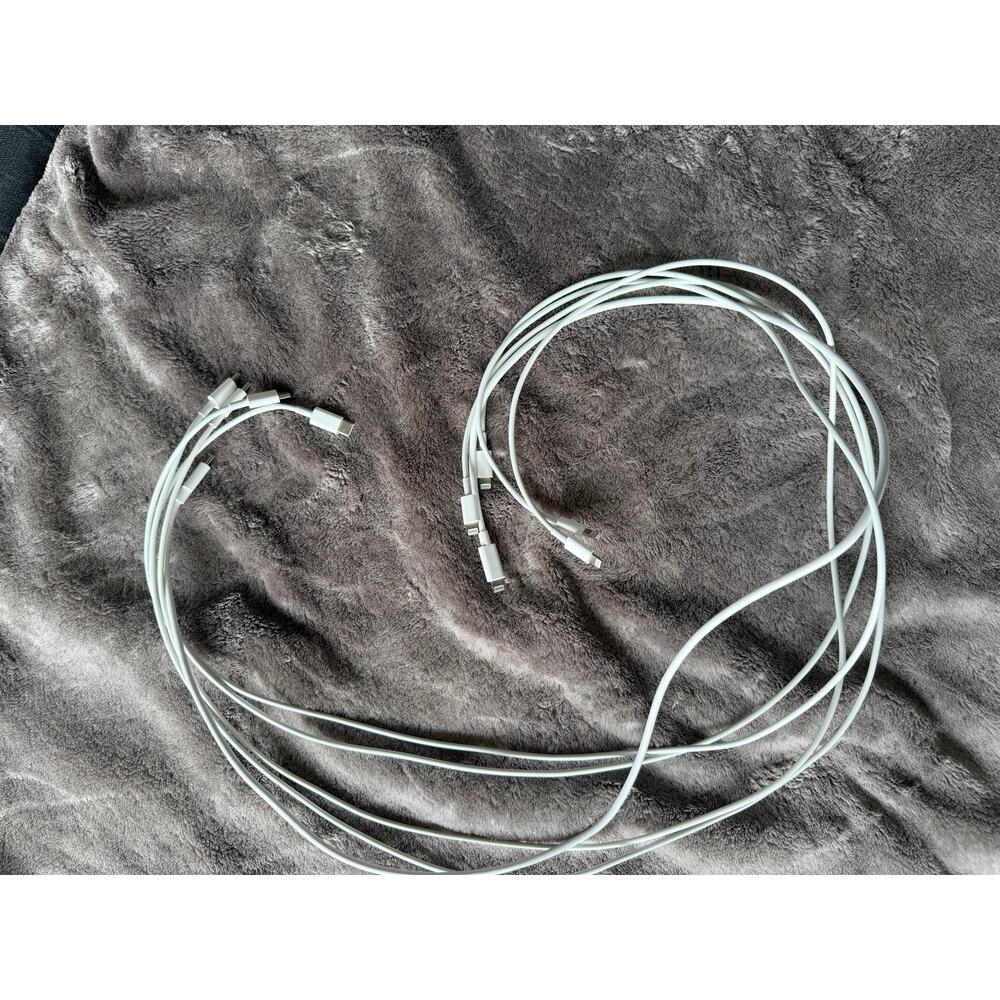 Apple charging wires bundle - Lightning to USB-C - 7 wires - Picture 4 of 5